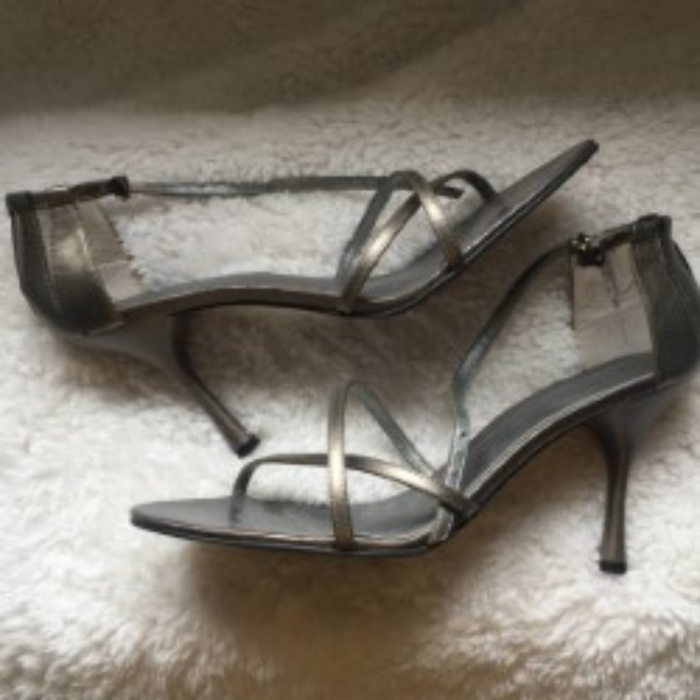 BCBGirls WOMEN'S STRAPPY HEELS - Picture 4 of 8